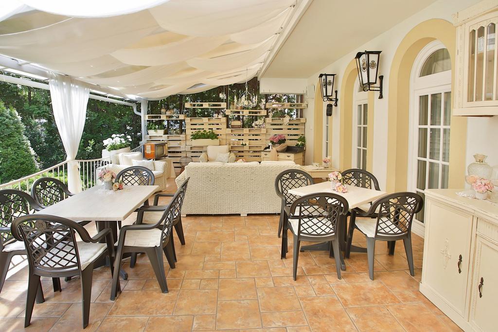 Hotel Rittinger Bonyhád Esterno foto